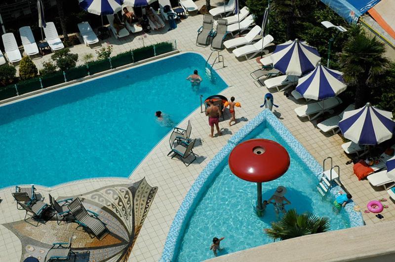 Vela Hotel Restaurant Голем Екстериор снимка