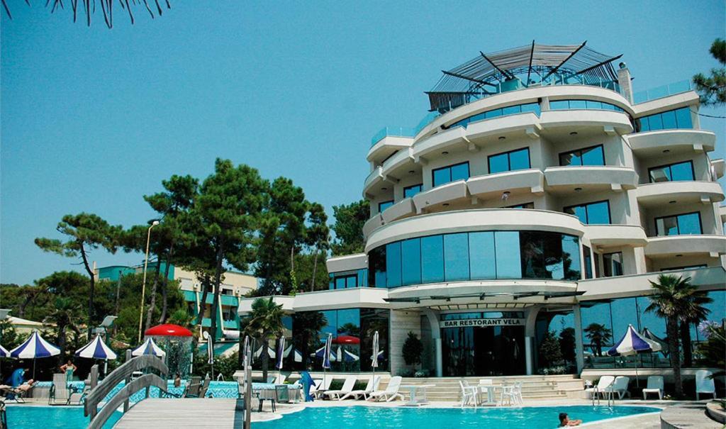 Vela Hotel Restaurant Голем Екстериор снимка