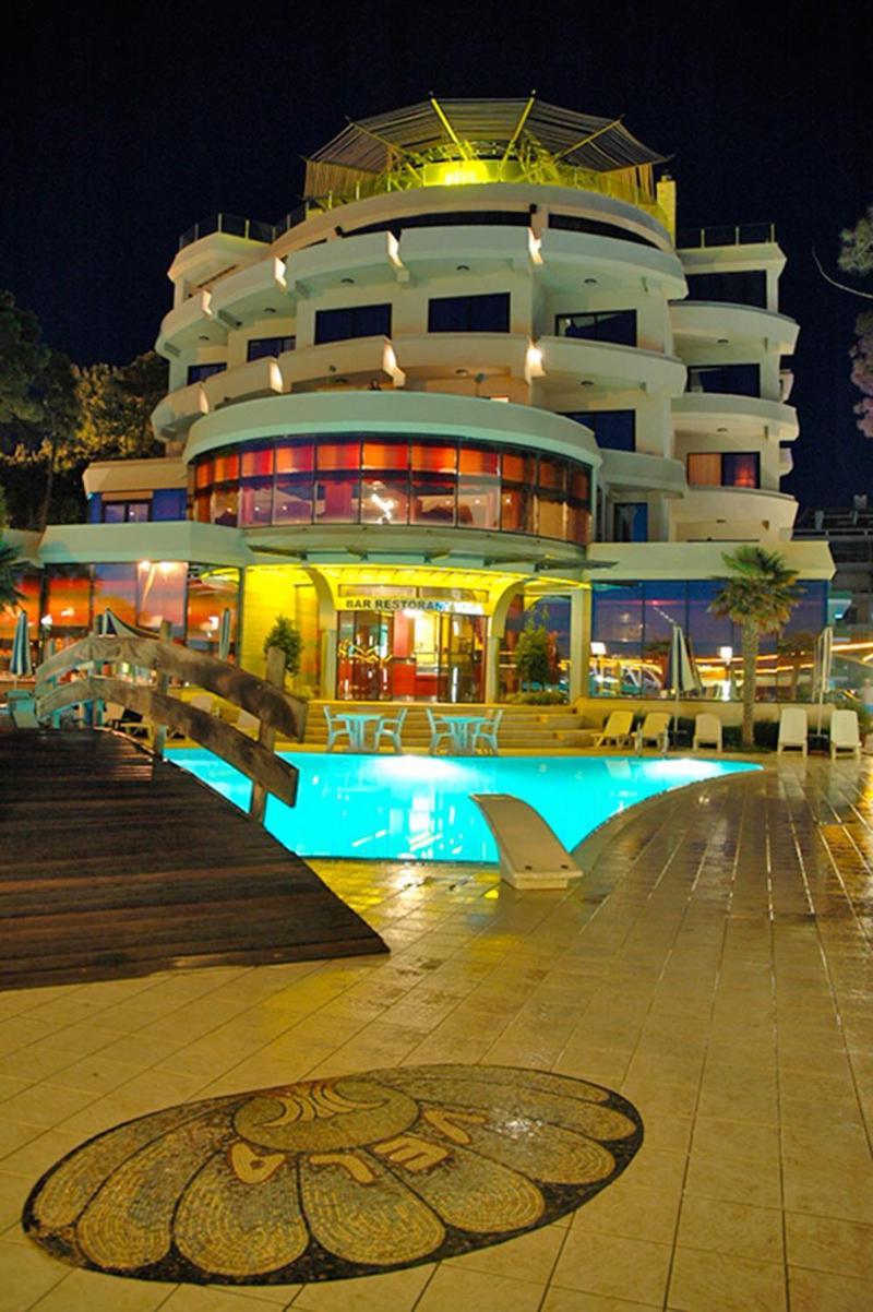 Vela Hotel Restaurant Голем Екстериор снимка